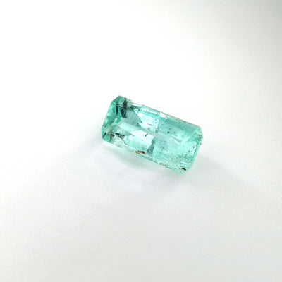 0.79ct Australian Emerald, Green - Emerald-Scissor Cut