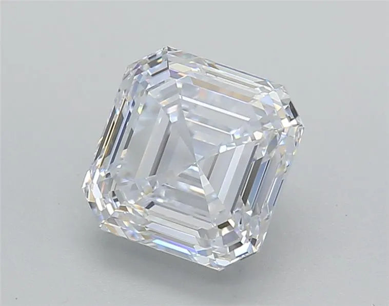 2.02ct Square emerald Lab Grown Diamond (Colour E, Clarity VVS2, IGI Certified)