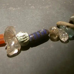 Bead & cabochon