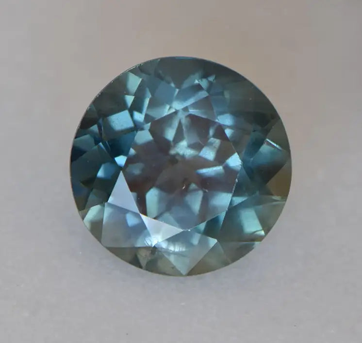 Queensland Sapphire - 2.32ct Round Modified Brilliant, Teal