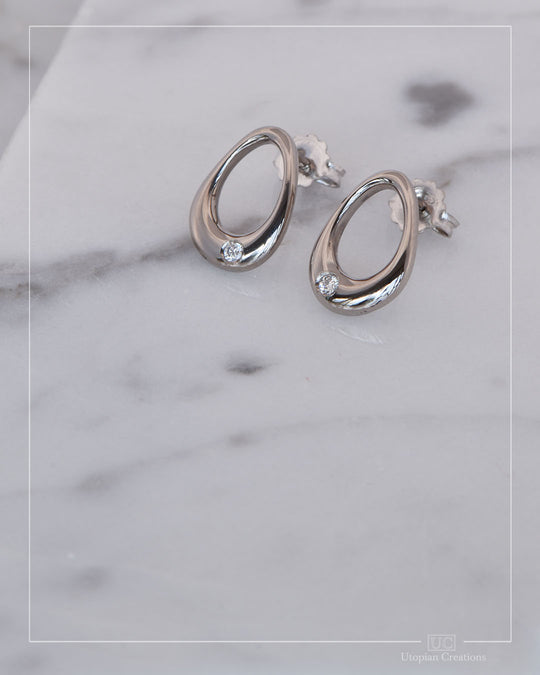 Dew Earrings - 18k White Gold Earrings and Argyle diamonds