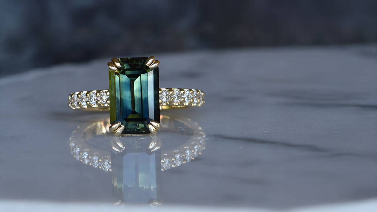 Australian <em>sapphire</em>