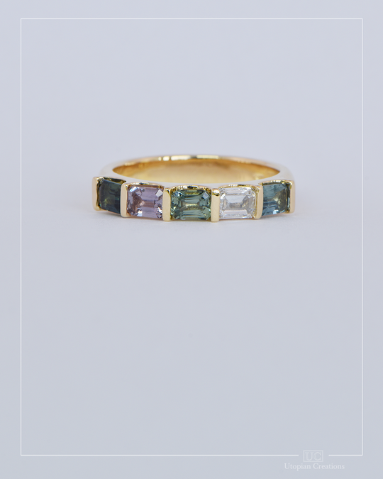 Rich 18k Yellow Gold Hypatia Ring