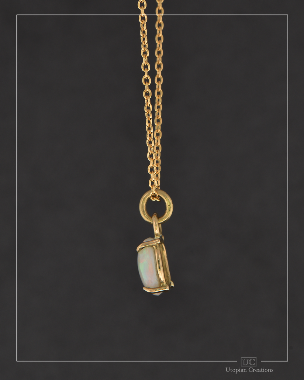 Oval Opal - 18k Yellow Gold - Poppy