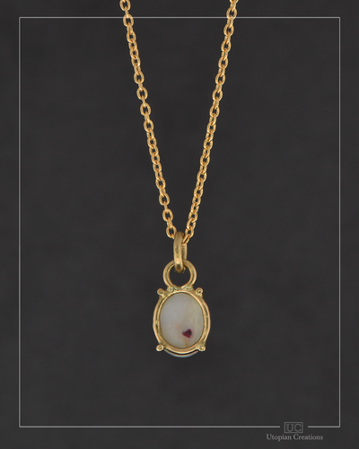 Oval Opal - 18k Yellow Gold - Poppy