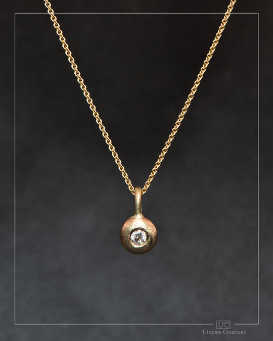 Argyle Diamond - 9k Yellow Gold - Pebble Pendant &amp; Chain