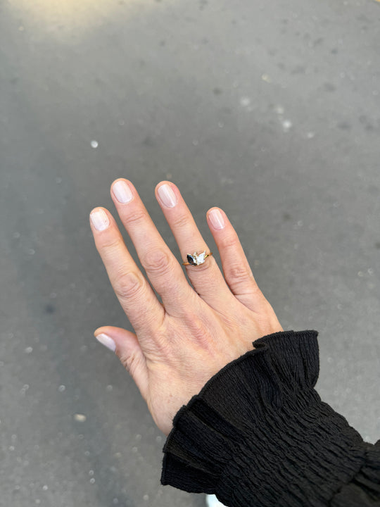 Cassia – Trilogy Australian Sapphire &amp; Argyle Champagne Diamond Ring