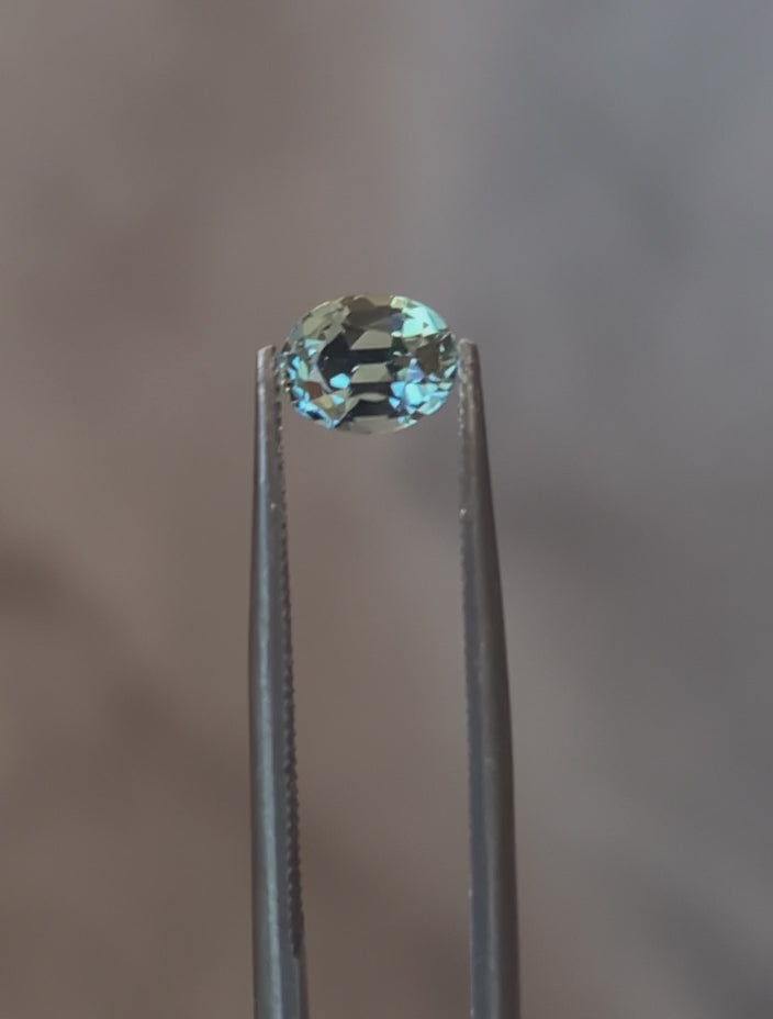 Queensland Sapphire – 1.24ct Oval step Cut, Teal