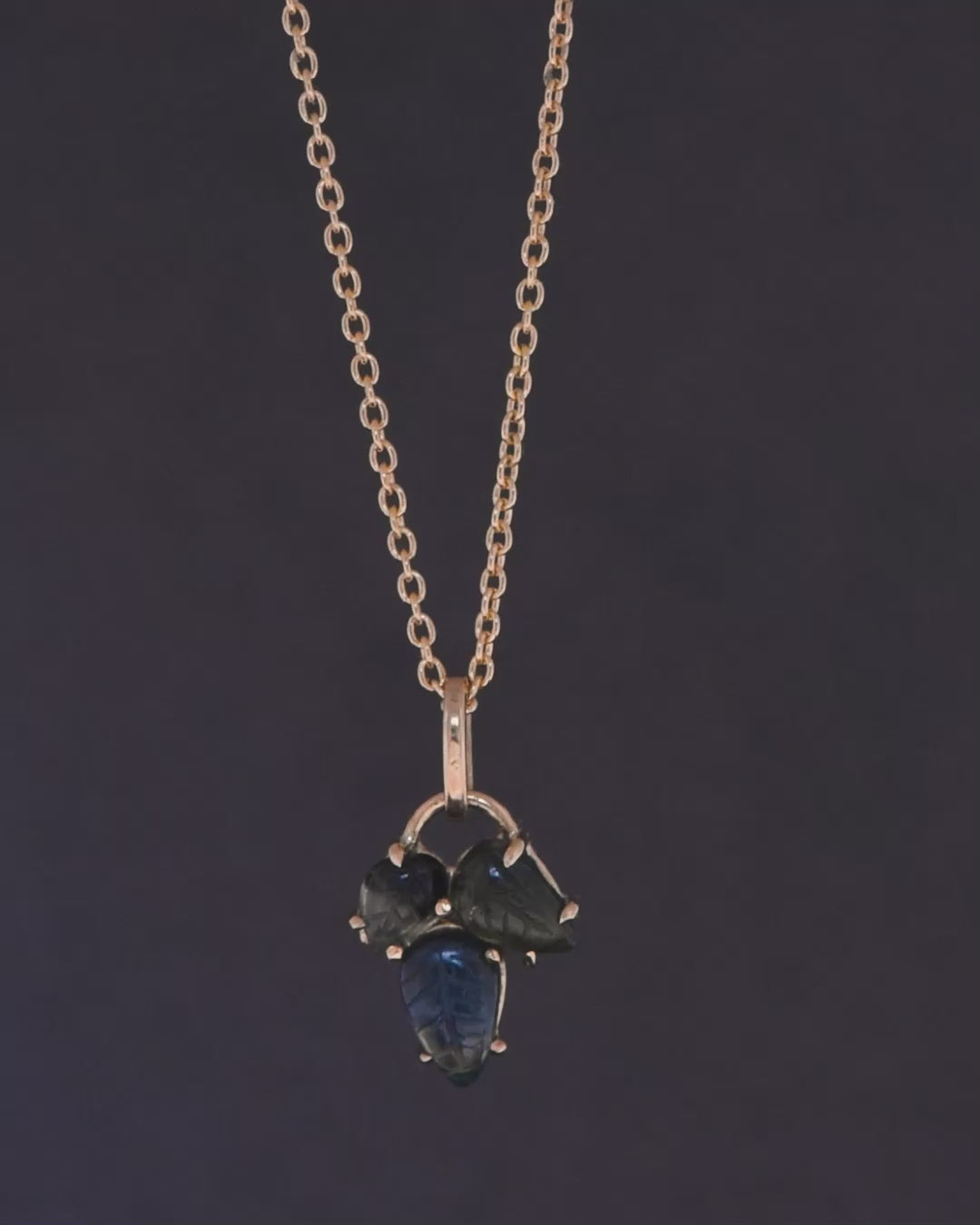 Arber Necklace - 18k Yellow Gold, Australian Sapphire