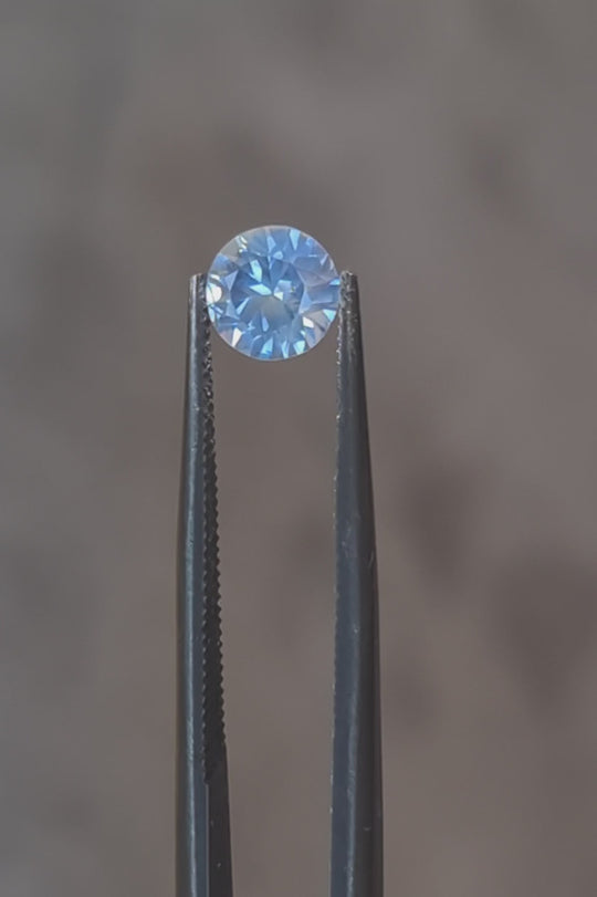 Sri Lanka Sapphire – 0.86ct Round Modified Brilliant Cut, Blue