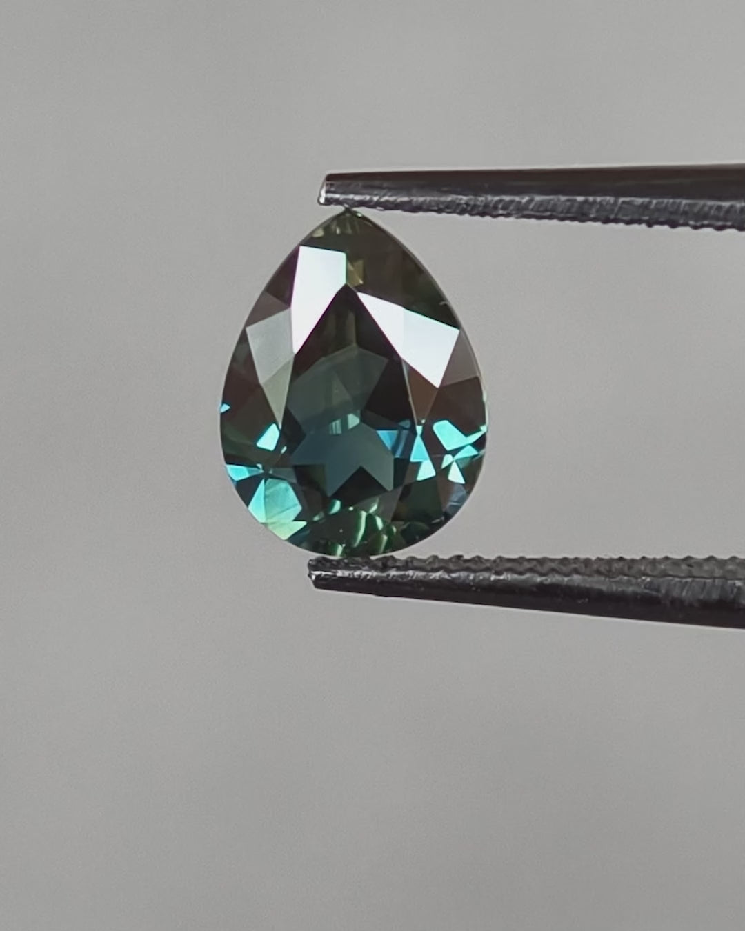 Queensland Sapphire - 1.50ct, Pear, Parti, Green, Blue