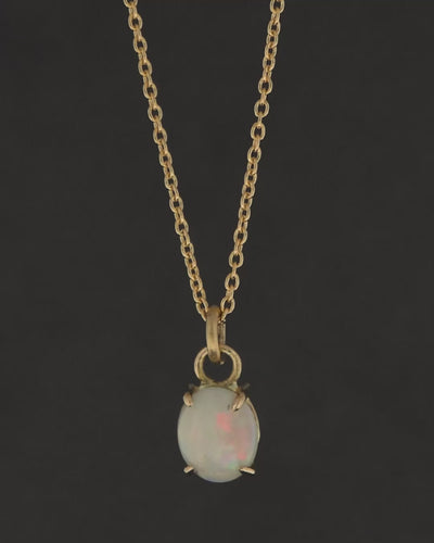 Oval Opal - 18k Yellow Gold - Poppy