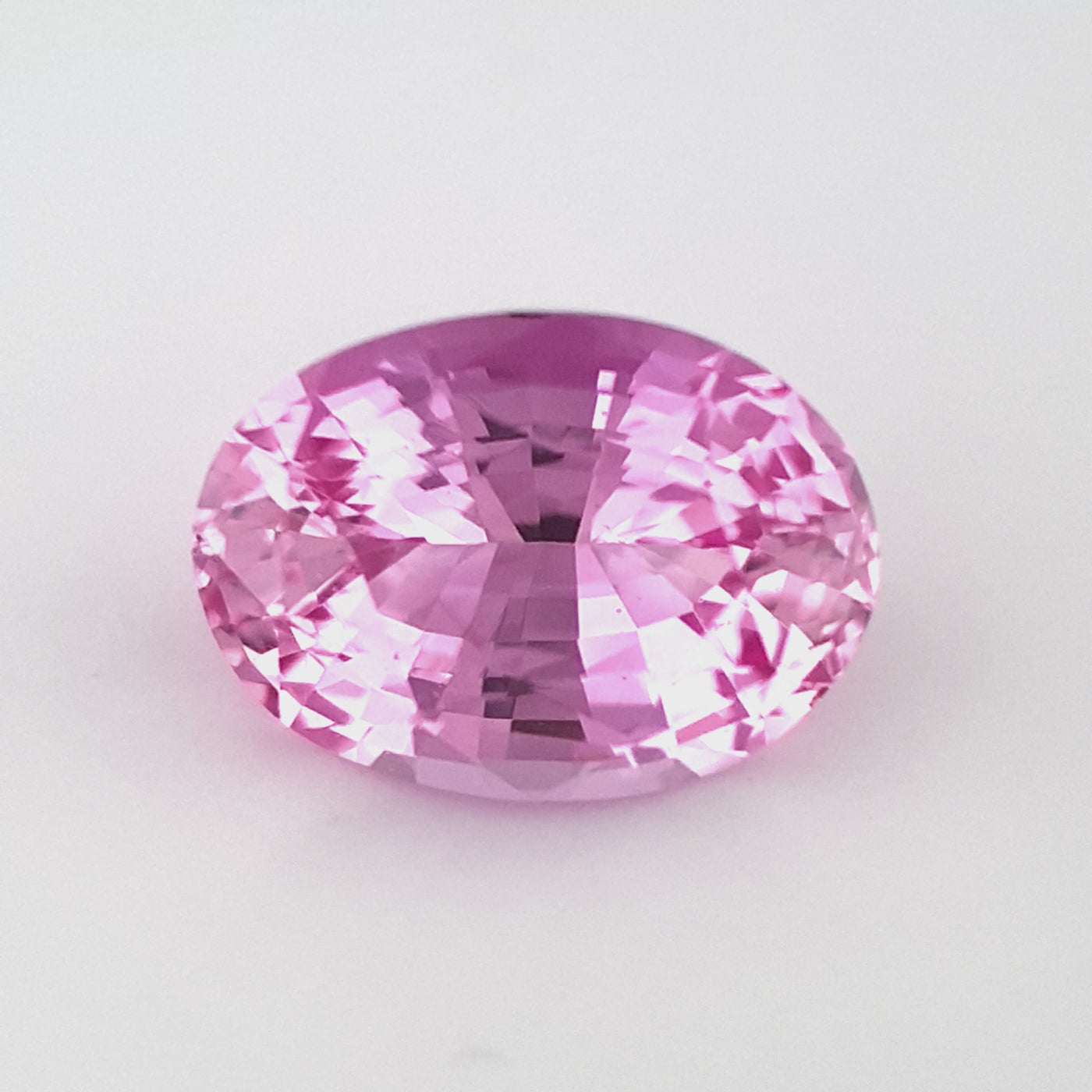 Ceylon (Sri-Lanka) Sapphire – 1.90ct Oval Cut, Pink