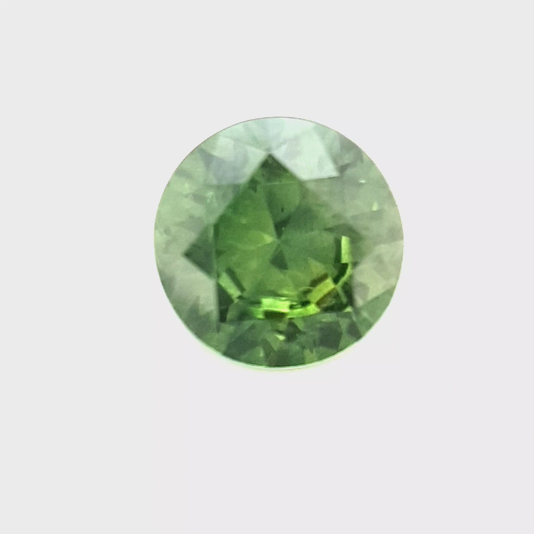 1.68ct Australian Sapphire, Green - Round