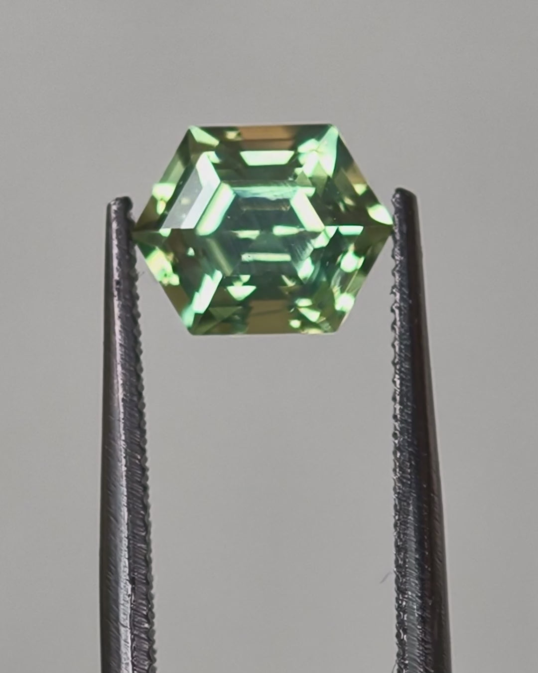 Queensland Sapphire - 1.80ct, Hexagon, Green