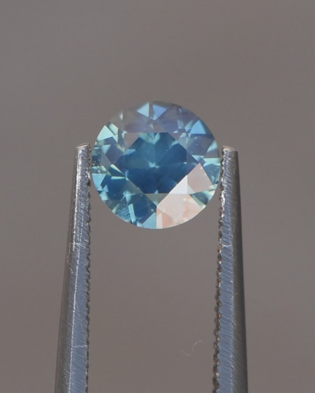 1.05ct Australian Sapphire, Blue, Teal - Round