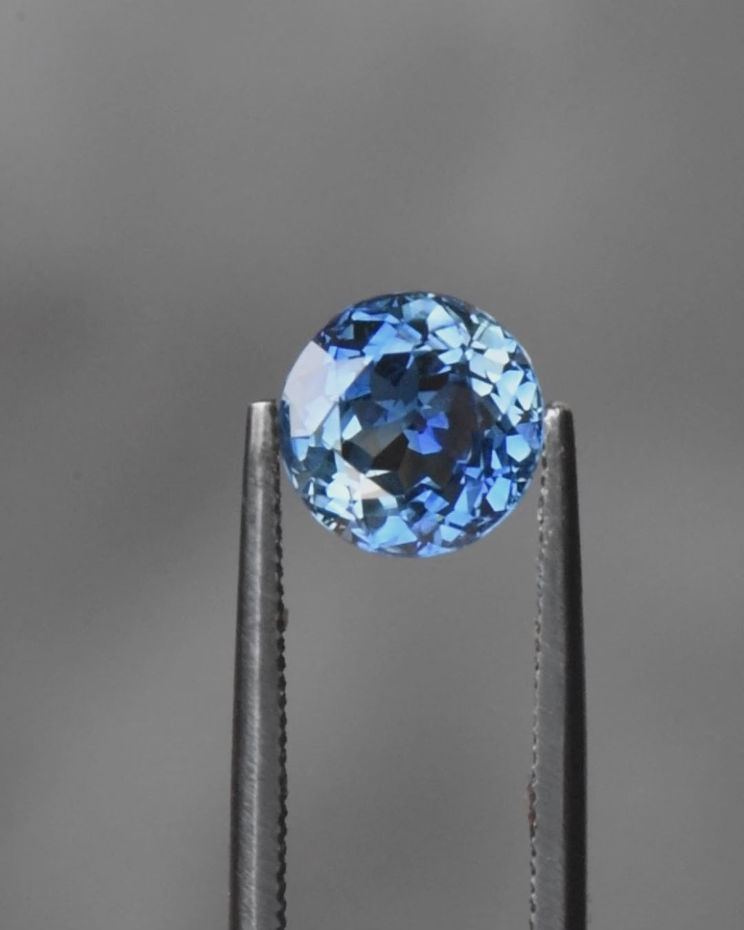 2.32ct Australian Sapphire, Bright Blue - Round