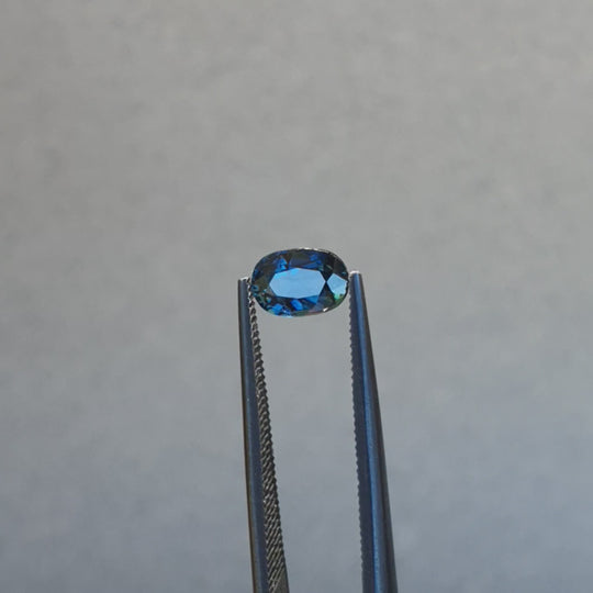 1.04ct Australian Sapphire, Blue - Oval