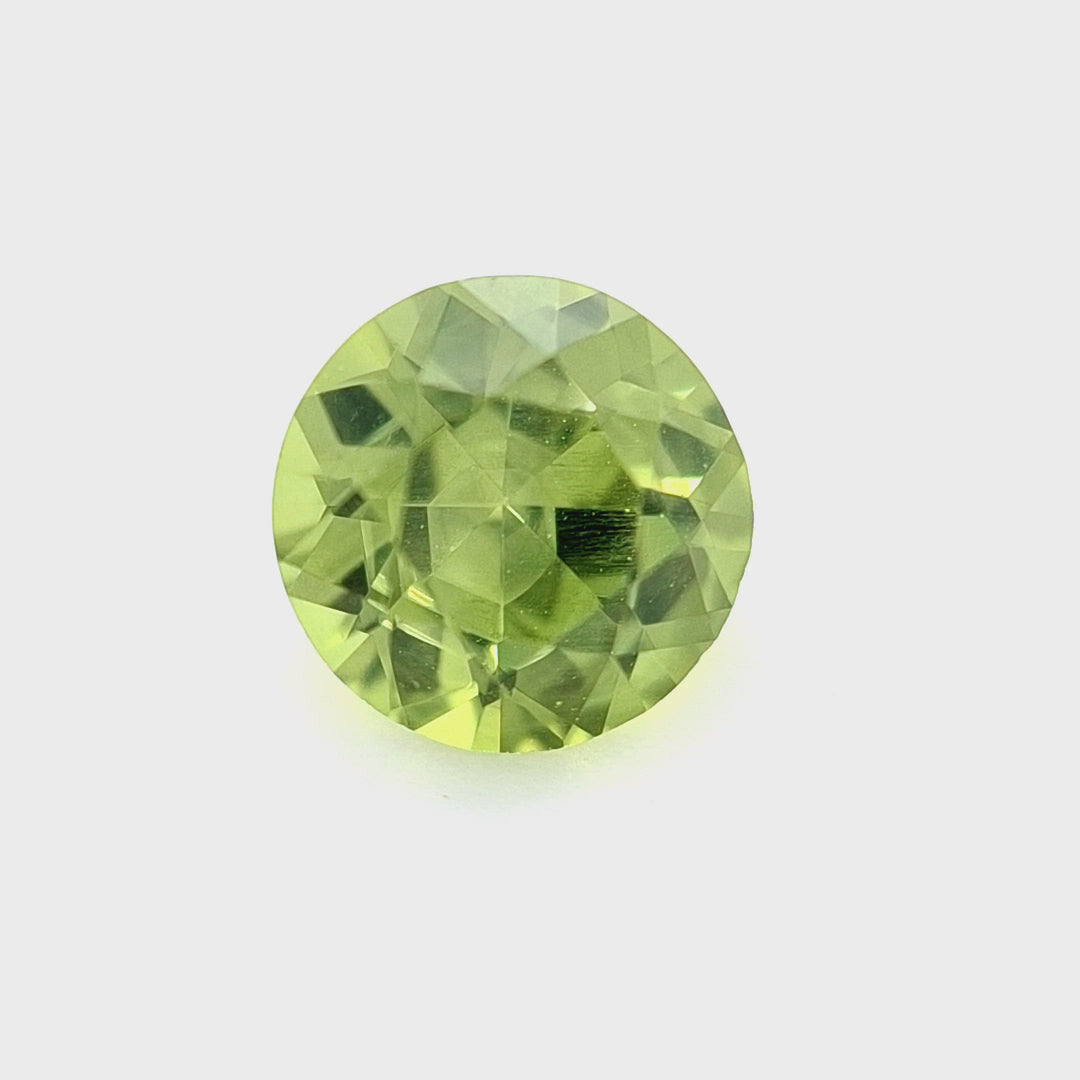 0.60ct Australian Sapphire, Green - Round