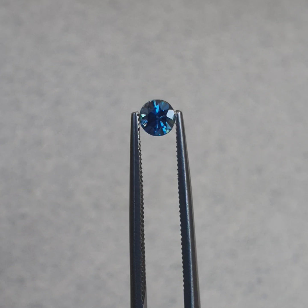 0.51ct Australian Sapphire, Blue - Round
