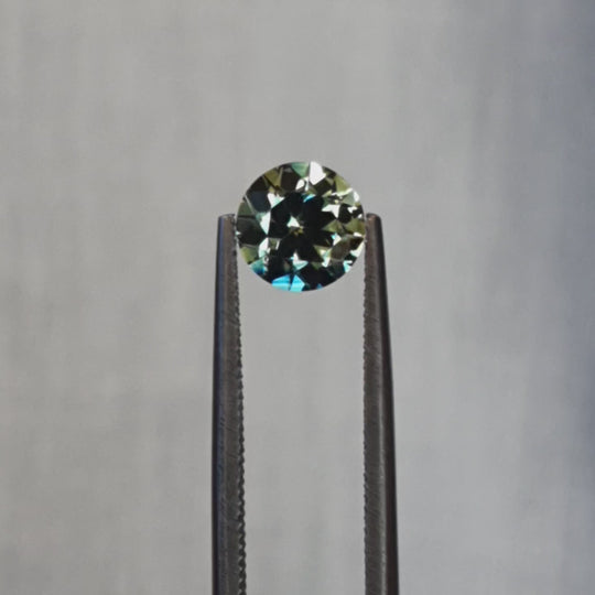 1.52ct Australian Sapphire, Parti, Green, Blue - Round