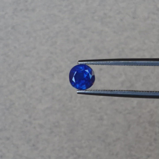 0.95ct Ceylon Sapphire, Blue - Round
