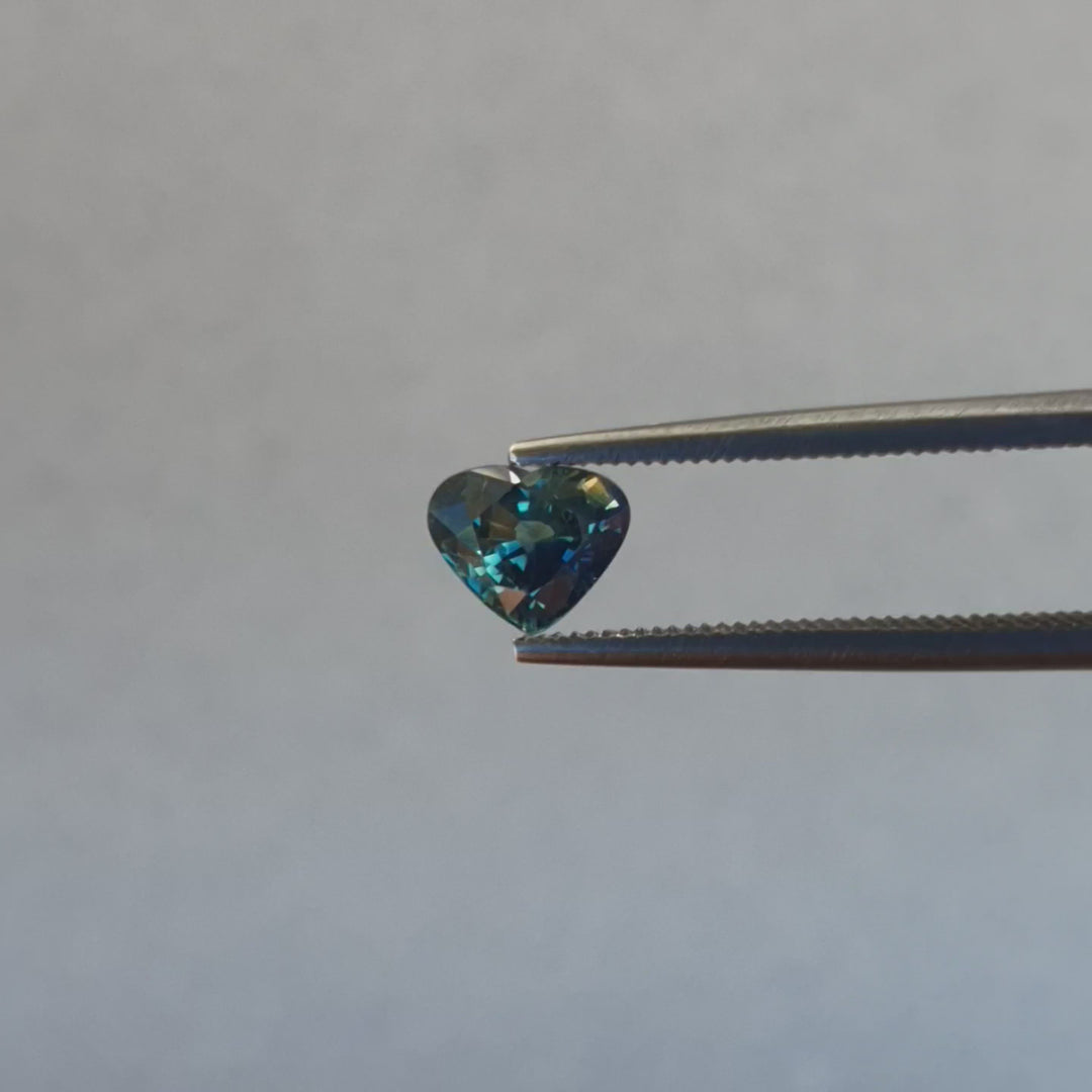 1.25ct Australian Sapphire, Parti, Teal, Blue, Green - Heart