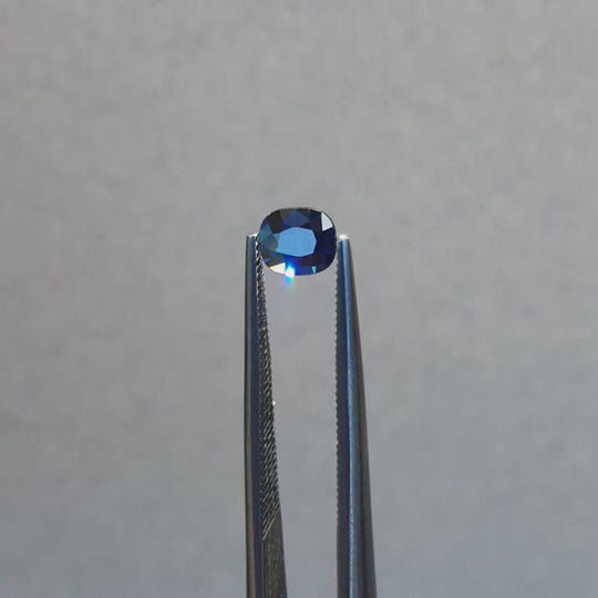 0.75ct Australian Sapphire, Blue - Cushion