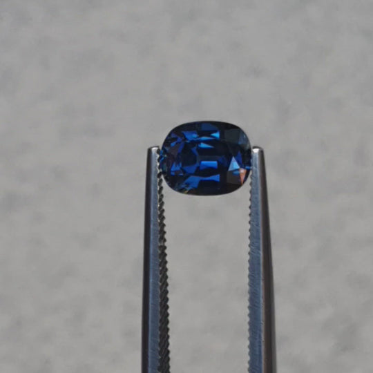 1.27ct Australian Sapphire, Blue - Oval