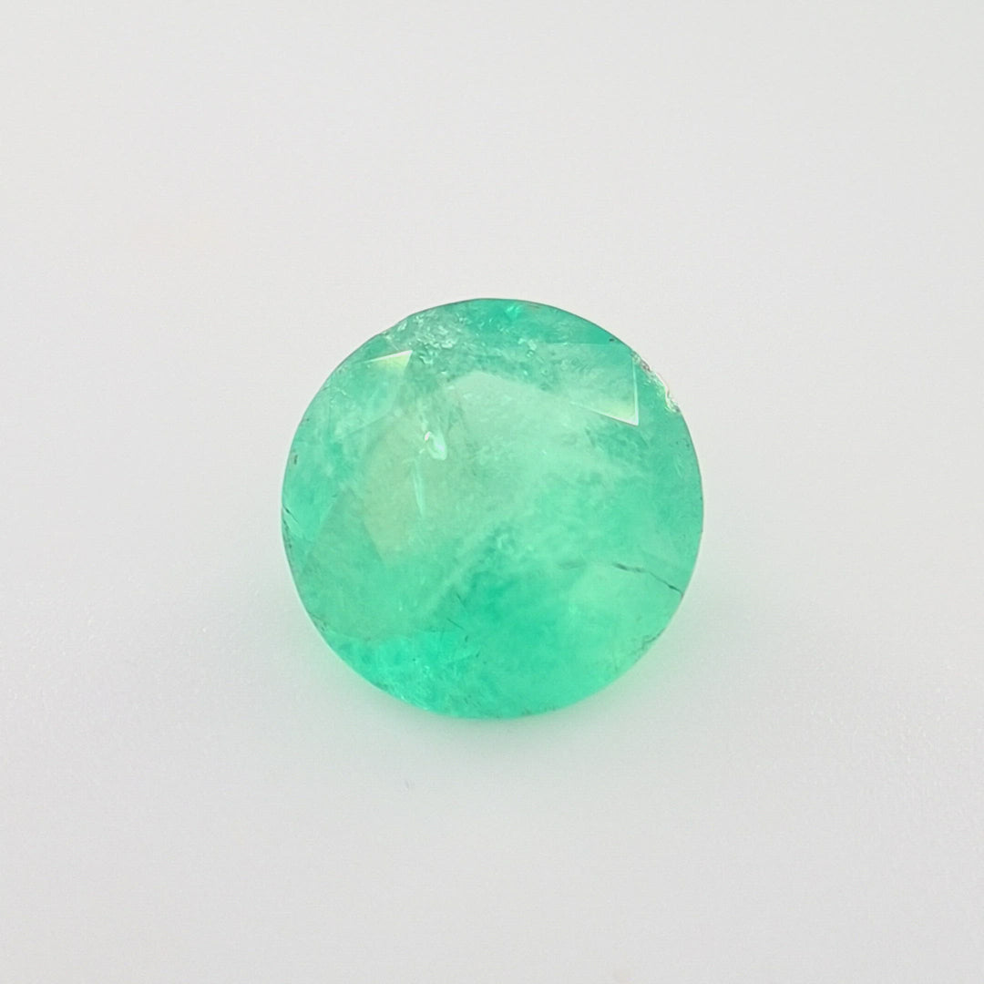 1.27ct Australian Emerald, Green - Round