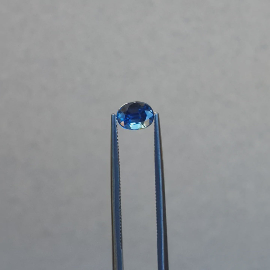 0.98ct Australian Sapphire, Blue - Oval