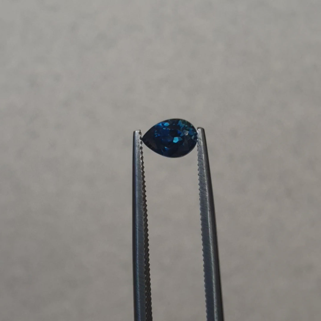 0.65ct Australian Sapphire, Blue - Pear