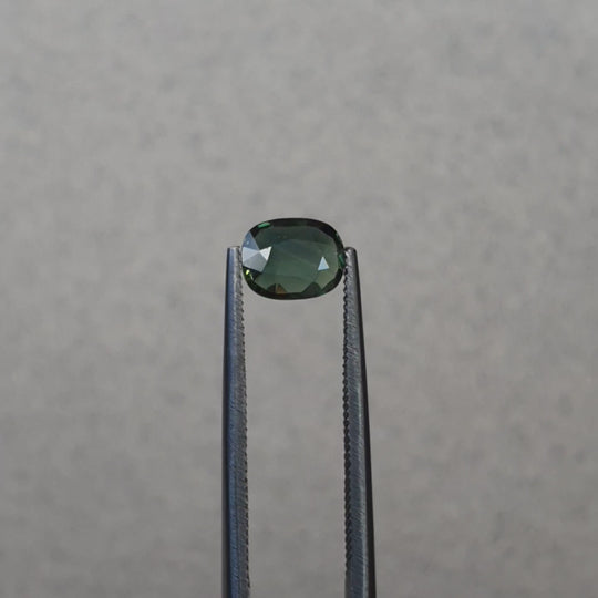 0.95ct Australian Sapphire, Green - Cushion