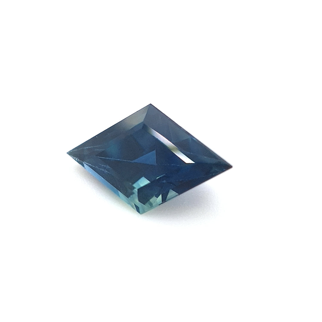 1.03ct Australian Sapphire, Blue - Diamond