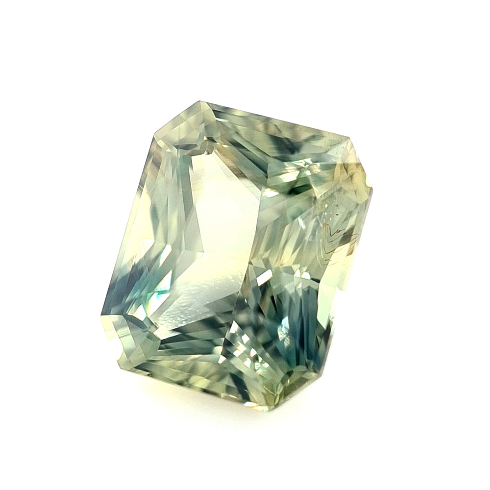 3.05ct Australian Sapphire Parti colour-change - Radiant Cut