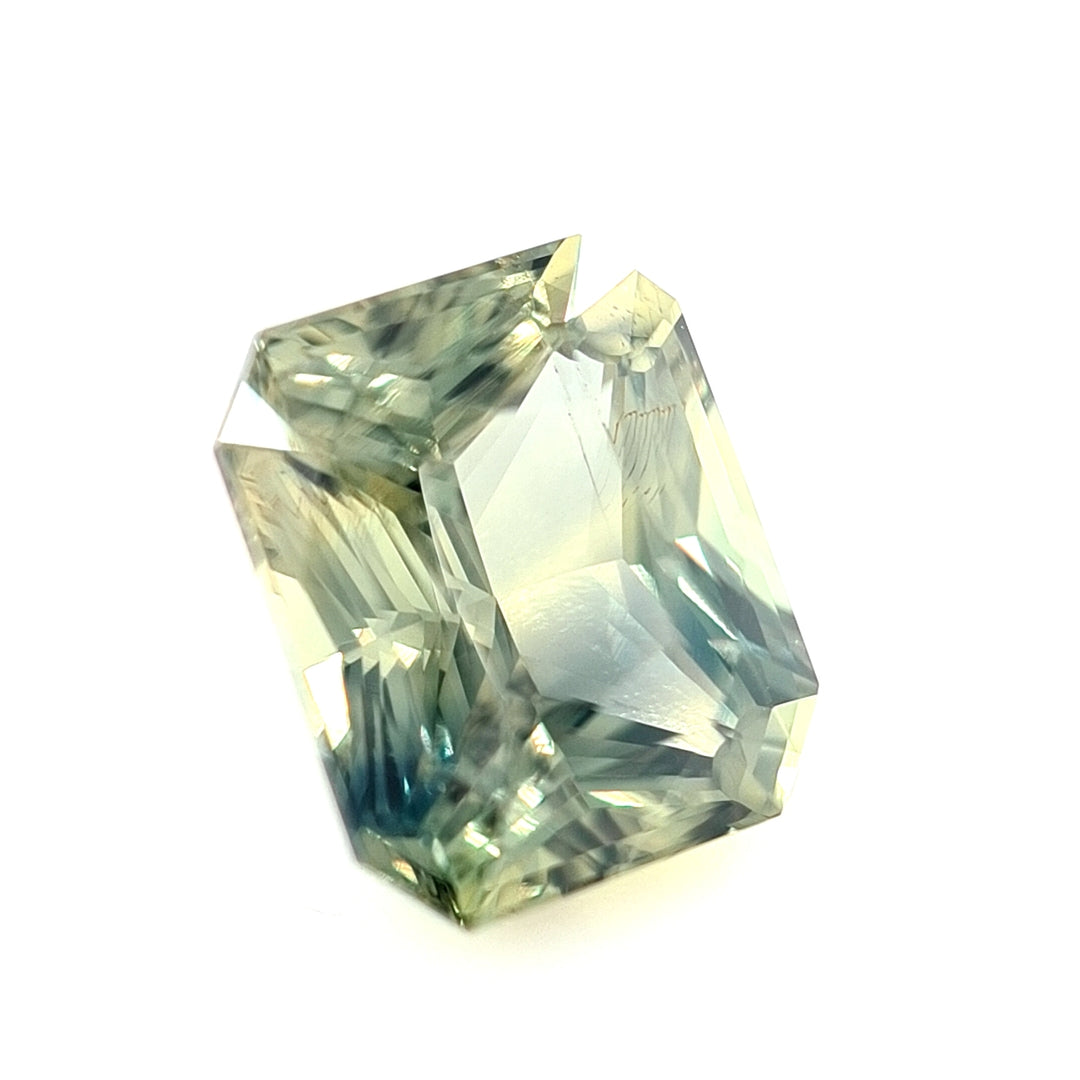 3.05ct Australian Sapphire Parti colour-change - Radiant Cut