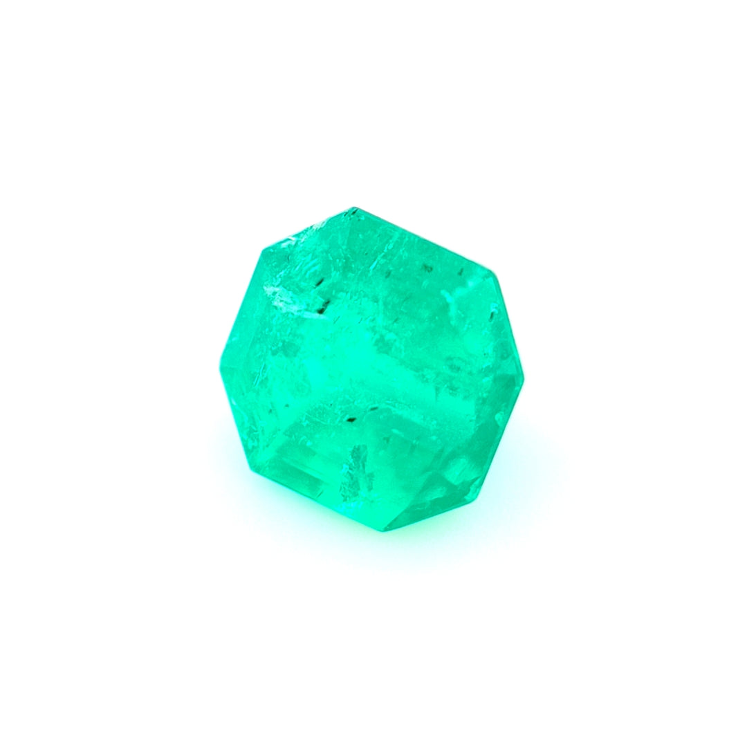 1.06ct Columbian Emerald, Green - Emerald cut