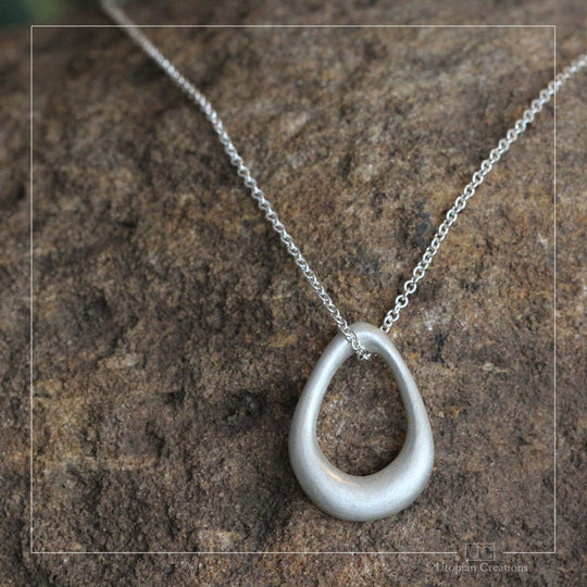 Dew Pendant Silver - Polished