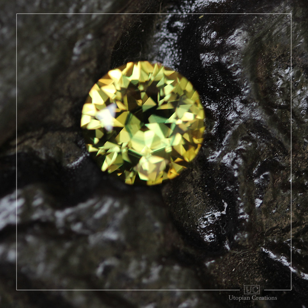 4.15ct Australian Yellow/Parti Sapphire - Round