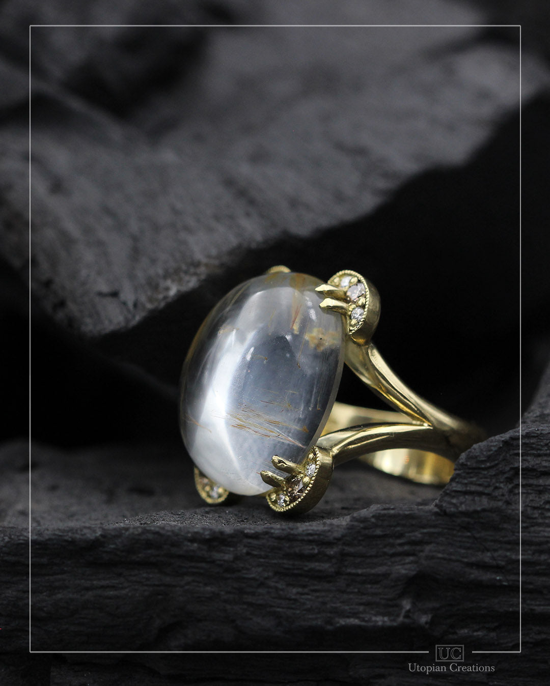 Nardoo - 18 Yellow Gold &amp; Clear Topaz and Diamonds