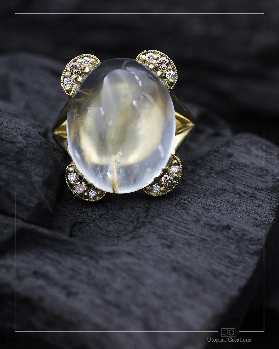 Nardoo - 18 Yellow Gold &amp; Clear Topaz and Diamonds