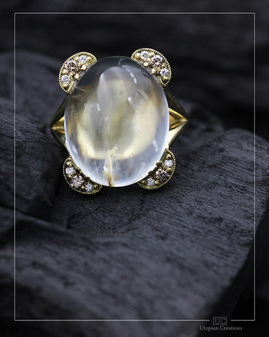 Nardoo - 18 Yellow Gold &amp; Clear Topaz and Diamonds