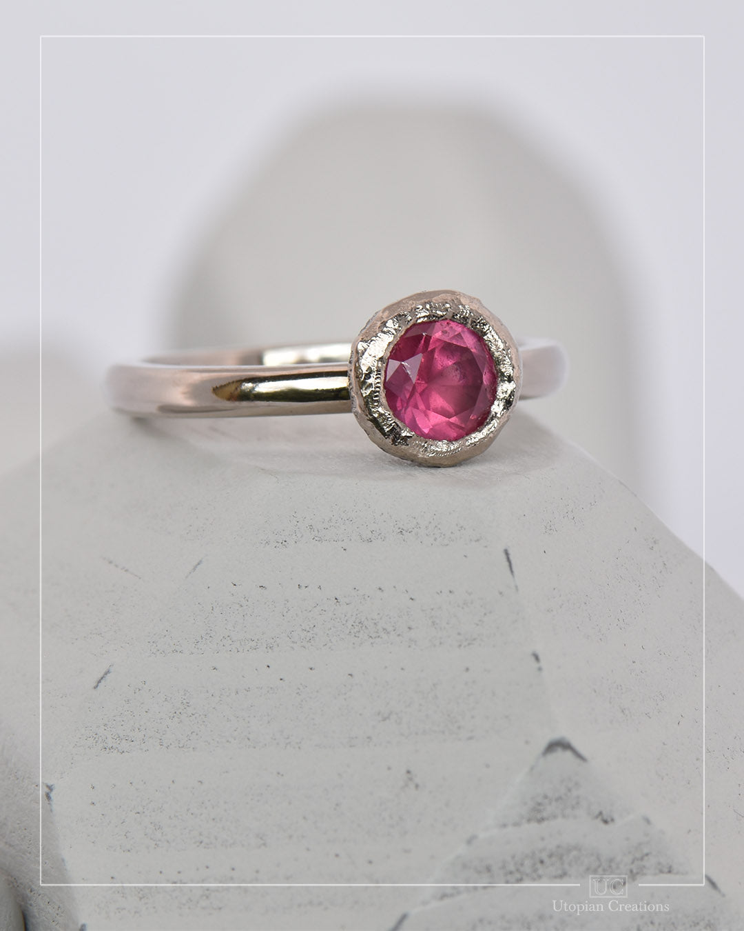 Pebble Solitaire Ring - Hot Pink Sapphire