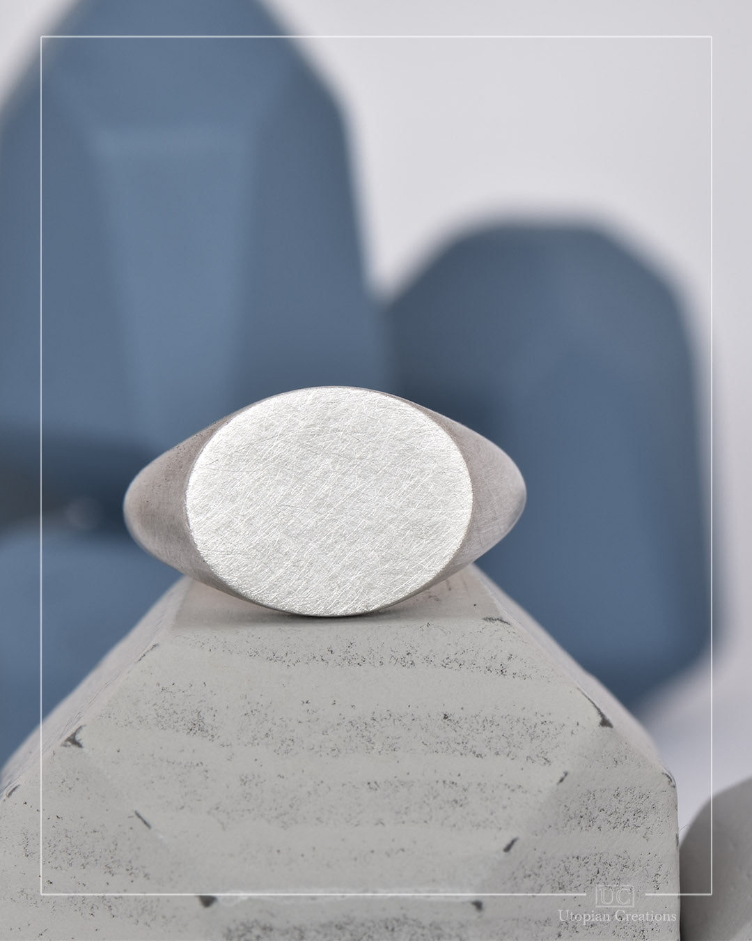 Signet Ring, Large East West Oval