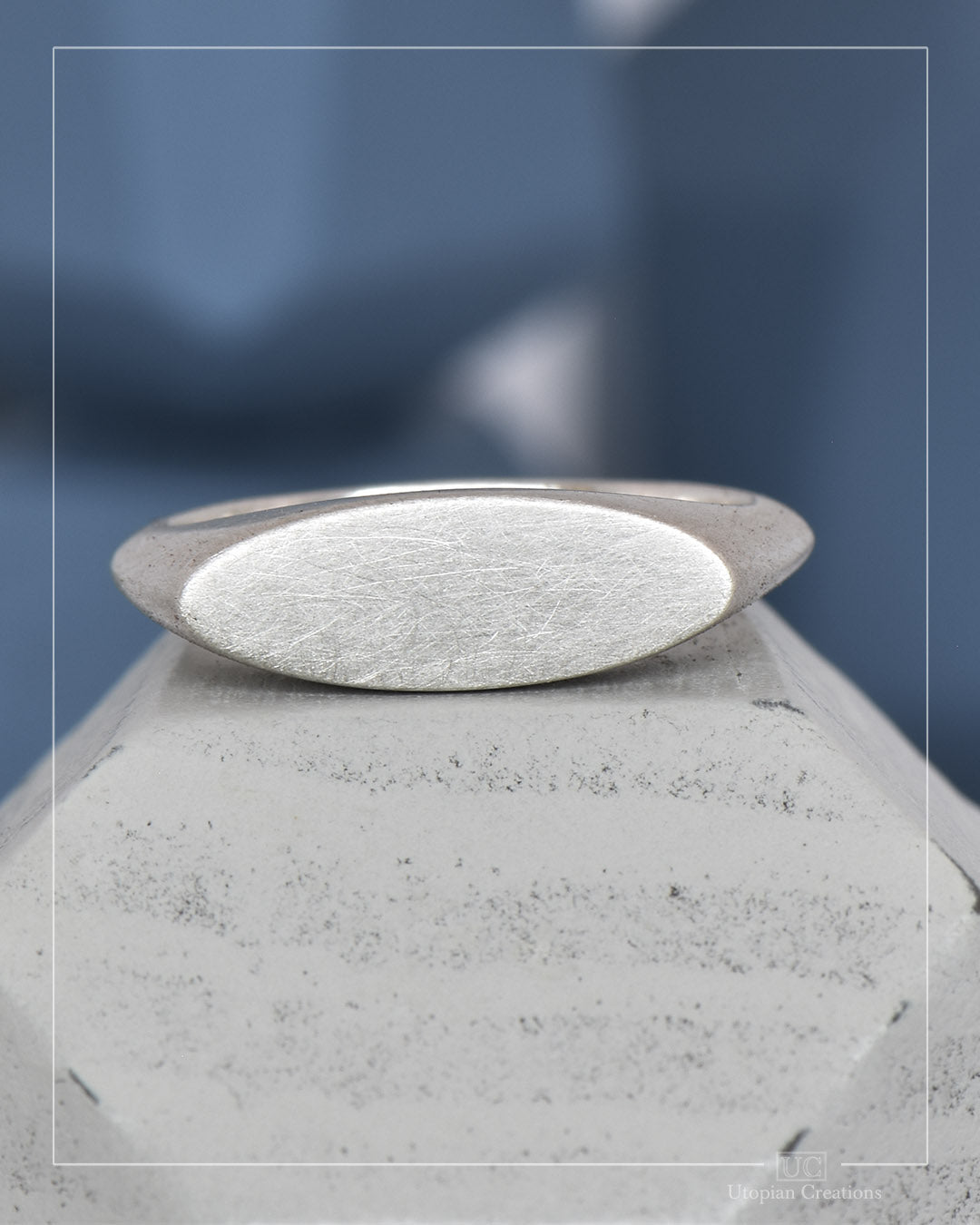 Signet Ring, Narrow East West Oval