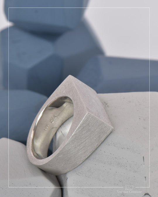 Signet Ring, Rectangular East West