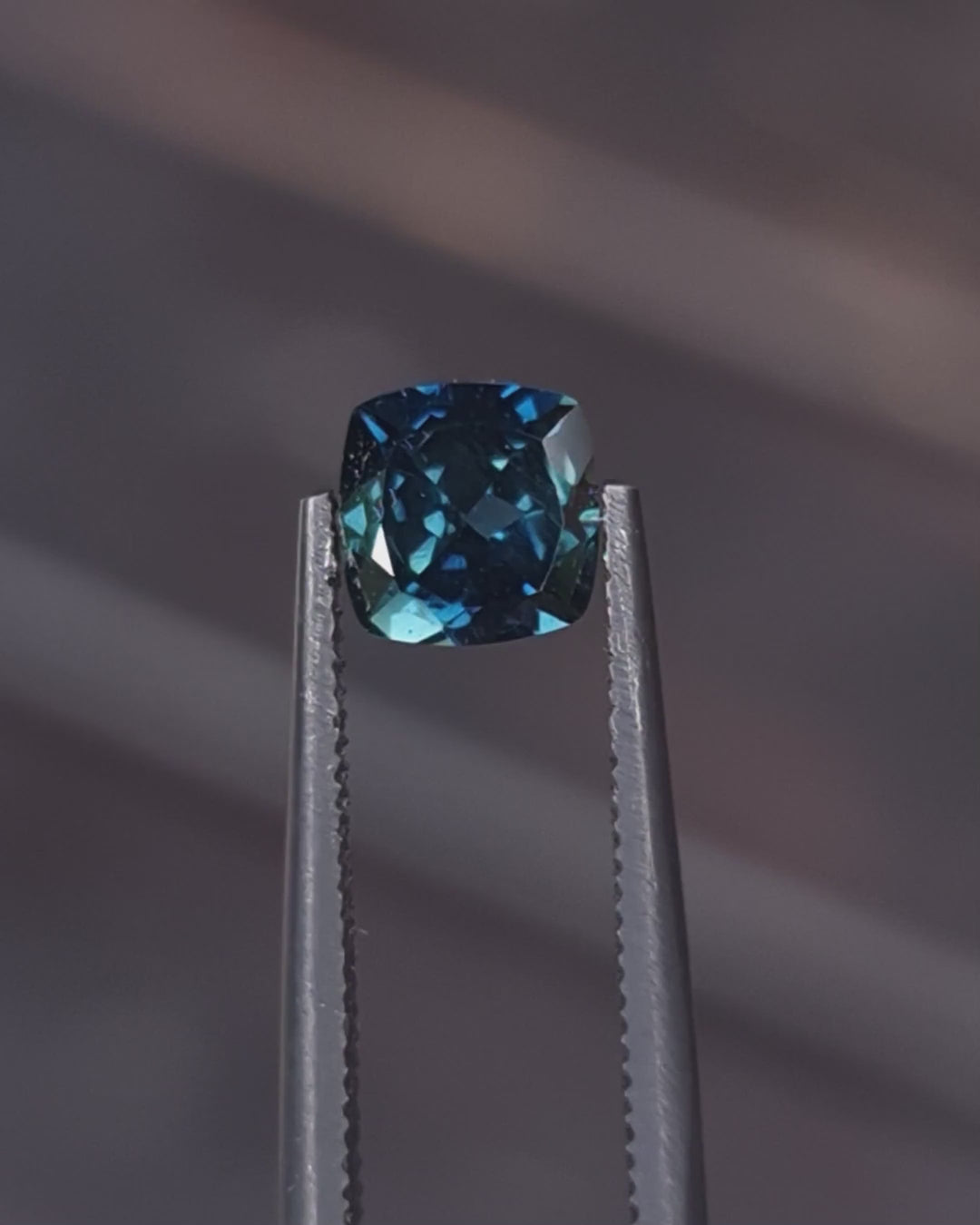 0.89ct Australian Sapphire, Blue, Teal - Cushion cut