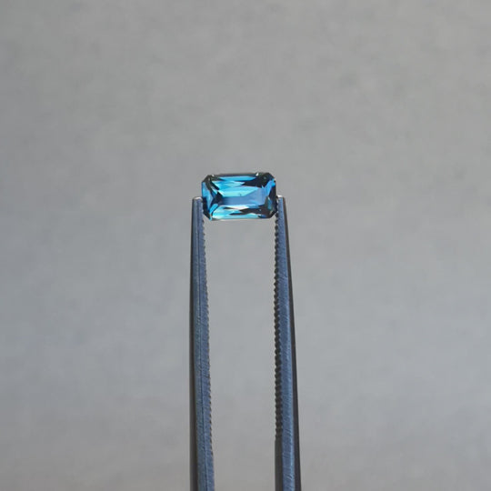0.84ct Australian Sapphire, Parti, Teal, Blue, Green - Radiant Cut