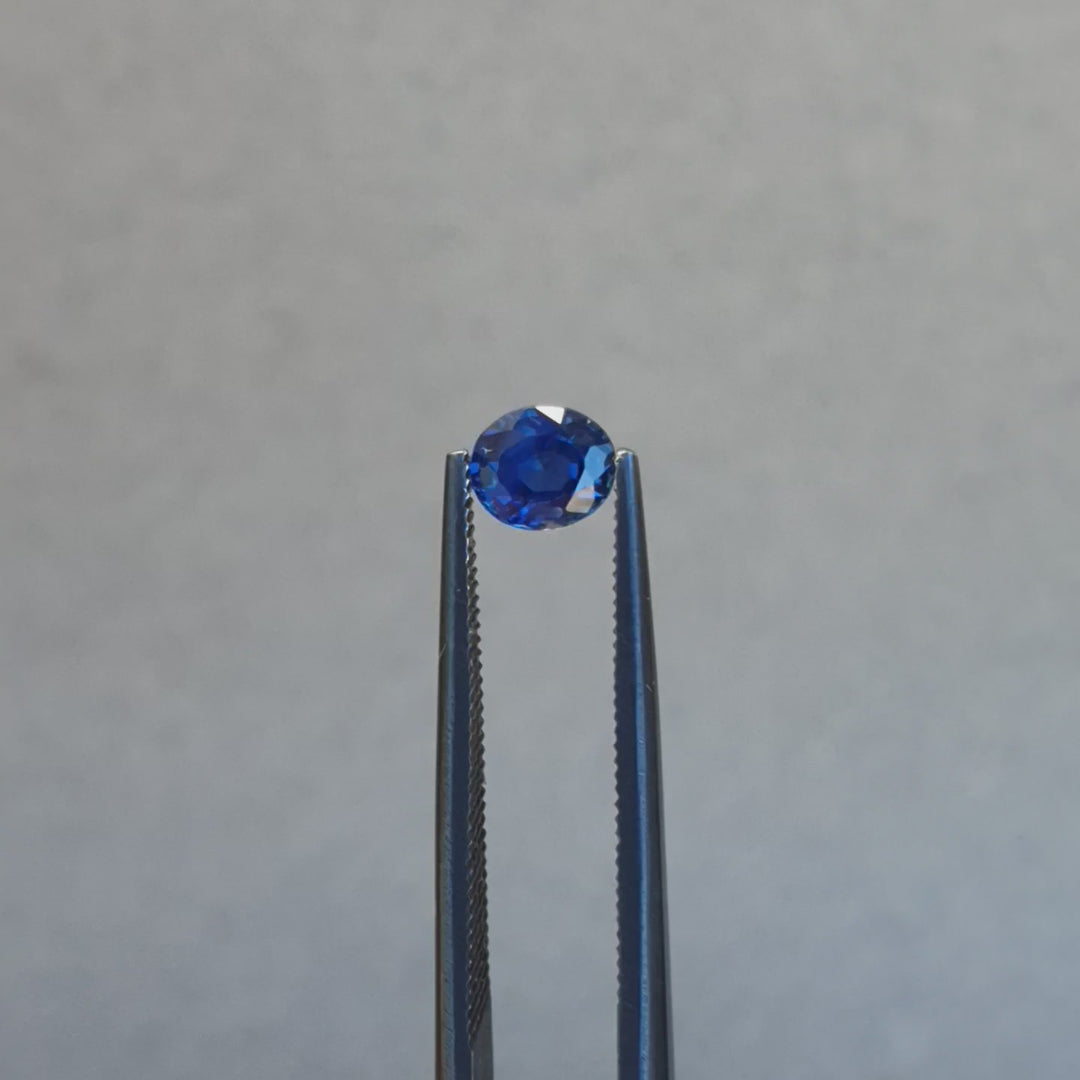 0.68ct Australian Sapphire, Blue - Oval