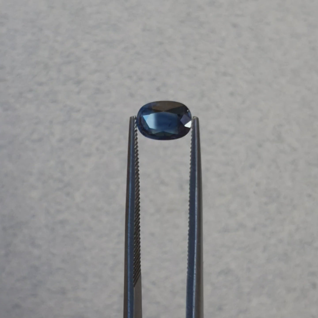 0.97ct Australian Sapphire, Blue - Cushion